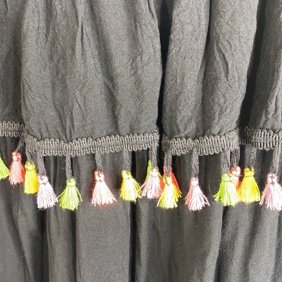 We love Bella black tassel  top  M/L - Picture 2 of 6
